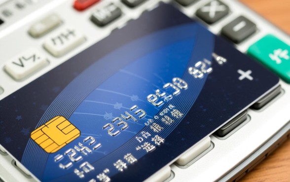 信用卡十几年没还款怎么处理