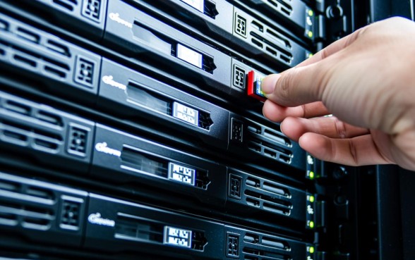 如何查自己身份证有没有贷款